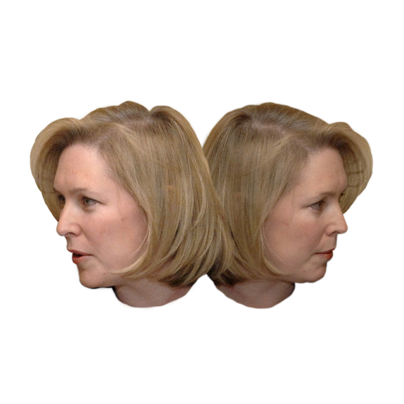 Kirsten Gillibrand facing in two different directions